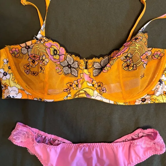 Savage x Fenty NWOT Mod Poppy Unlined Lace Balconette Bra Set, 36D M