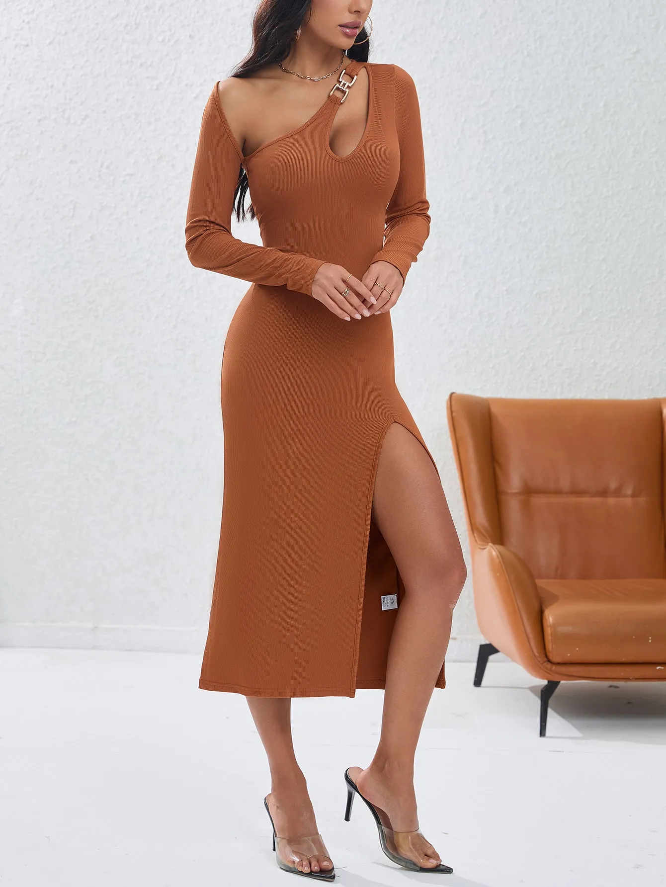 Sexy Irregular Hollow-out Slim-fit Dress for Women, Solid Color One-shoulder Fashion Dress with a Little Clever Design of Exposing Shoulders C-241115-1