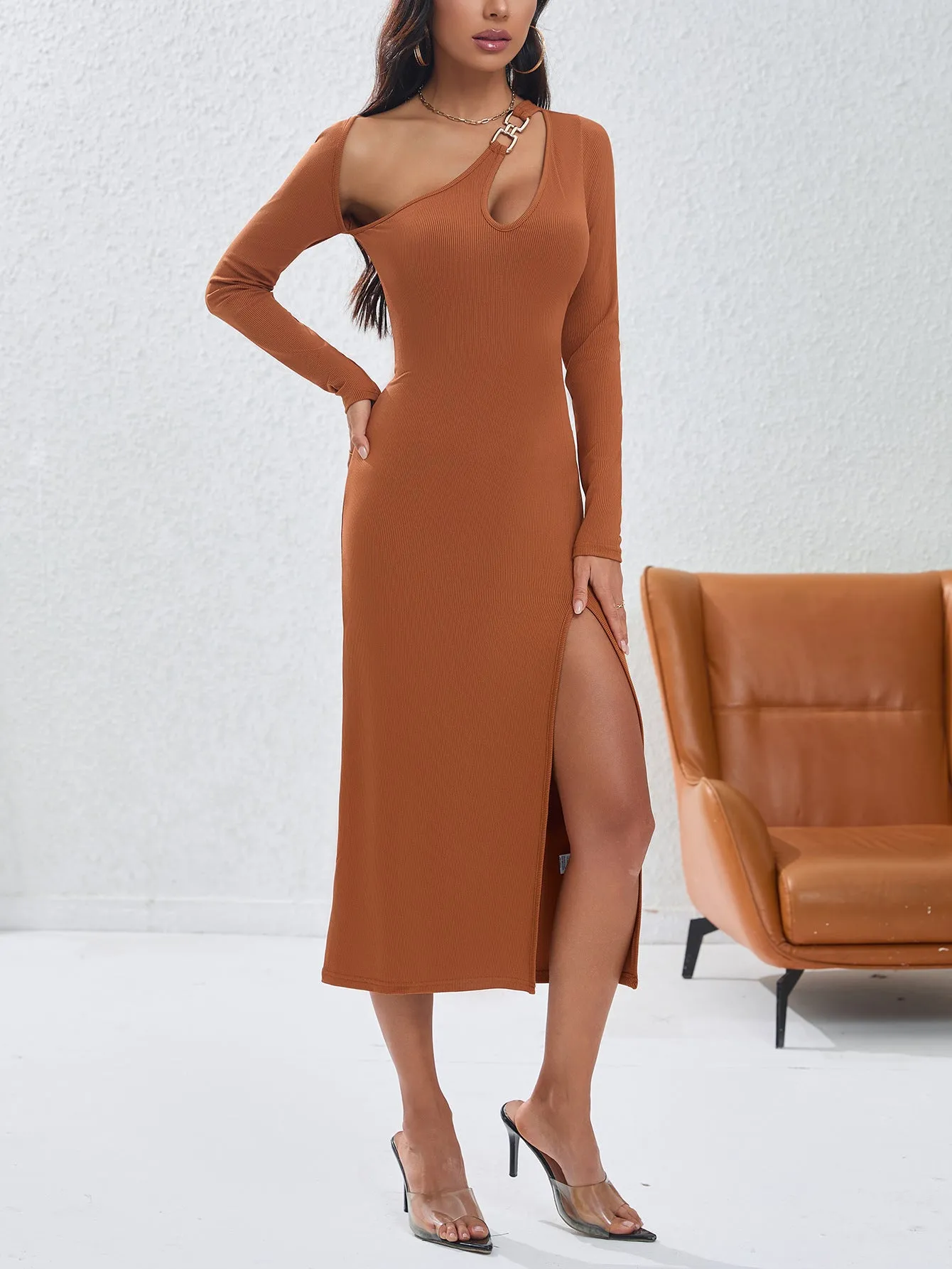 Sexy Irregular Hollow-out Slim-fit Dress for Women, Solid Color One-shoulder Fashion Dress with a Little Clever Design of Exposing Shoulders C-241115-1