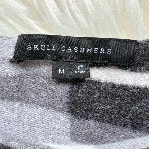 Skull Cashmere Knit Sweater Camo Print MEDIUM Black Gray Crewneck 100% Cashmere