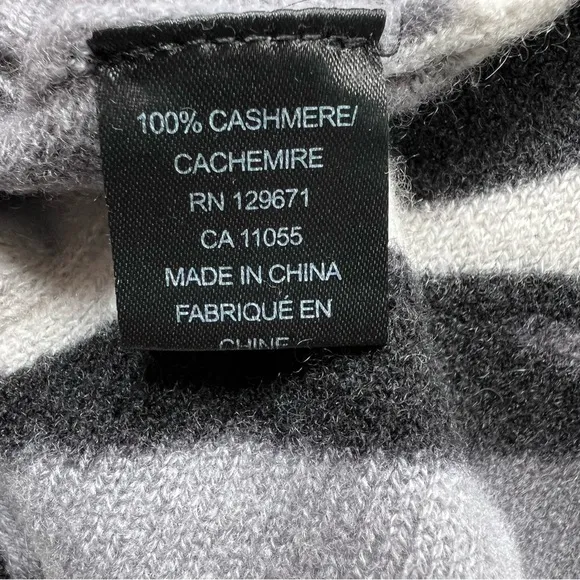Skull Cashmere Knit Sweater Camo Print MEDIUM Black Gray Crewneck 100% Cashmere