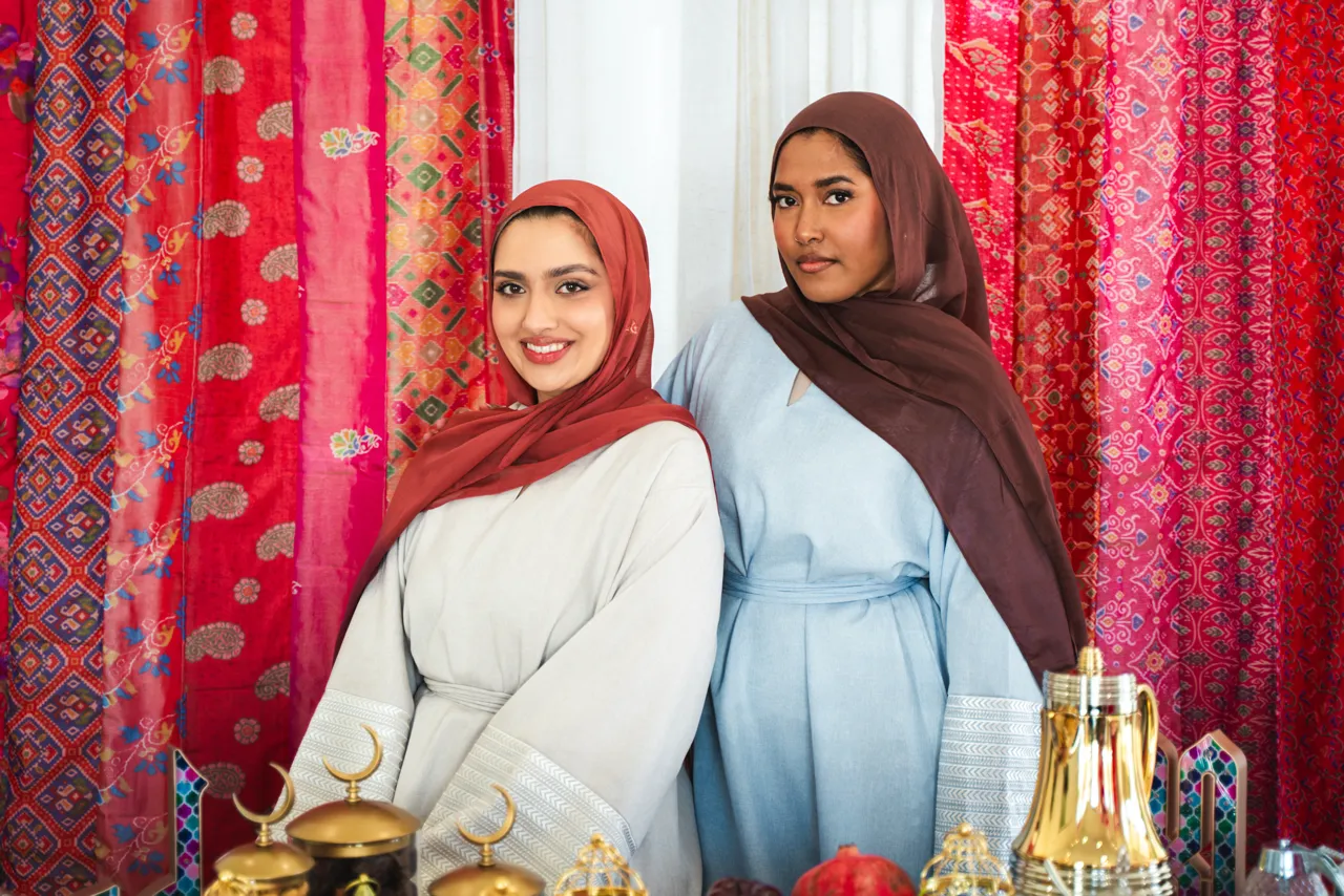 Sleeve Detail Abaya - Greige