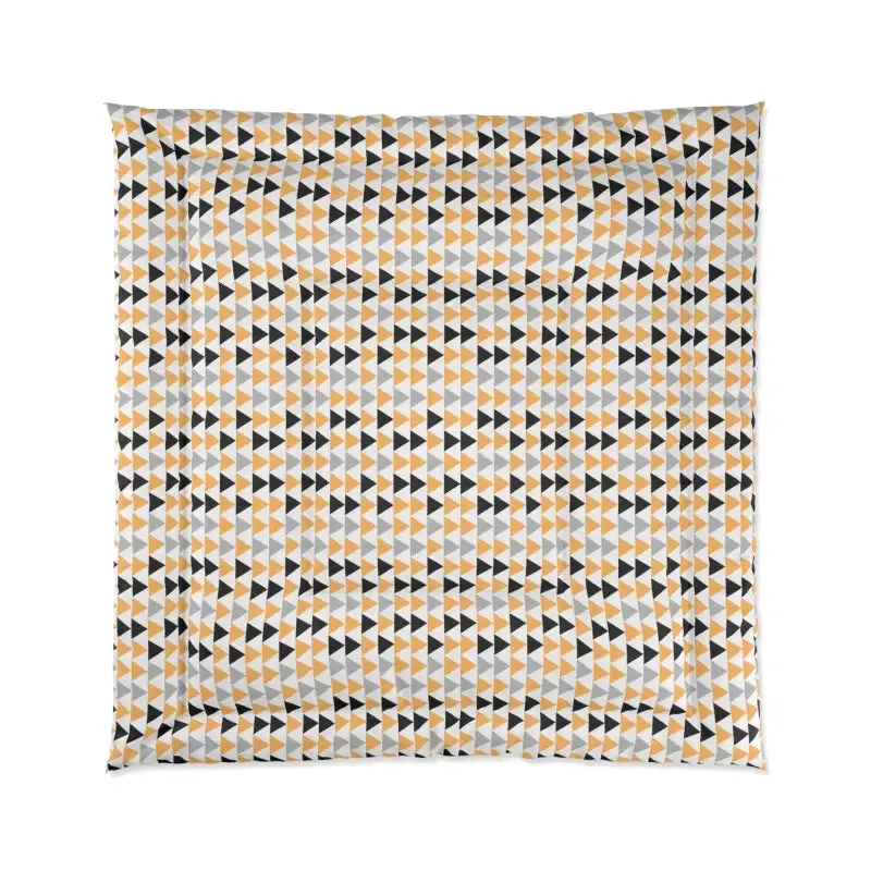 Snug Comforter with Black Triangles and Trendy Fashion