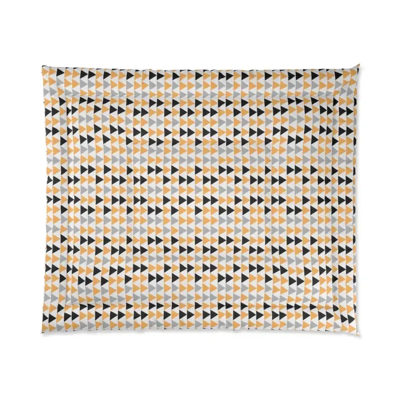 Snug Comforter with Black Triangles and Trendy Fashion
