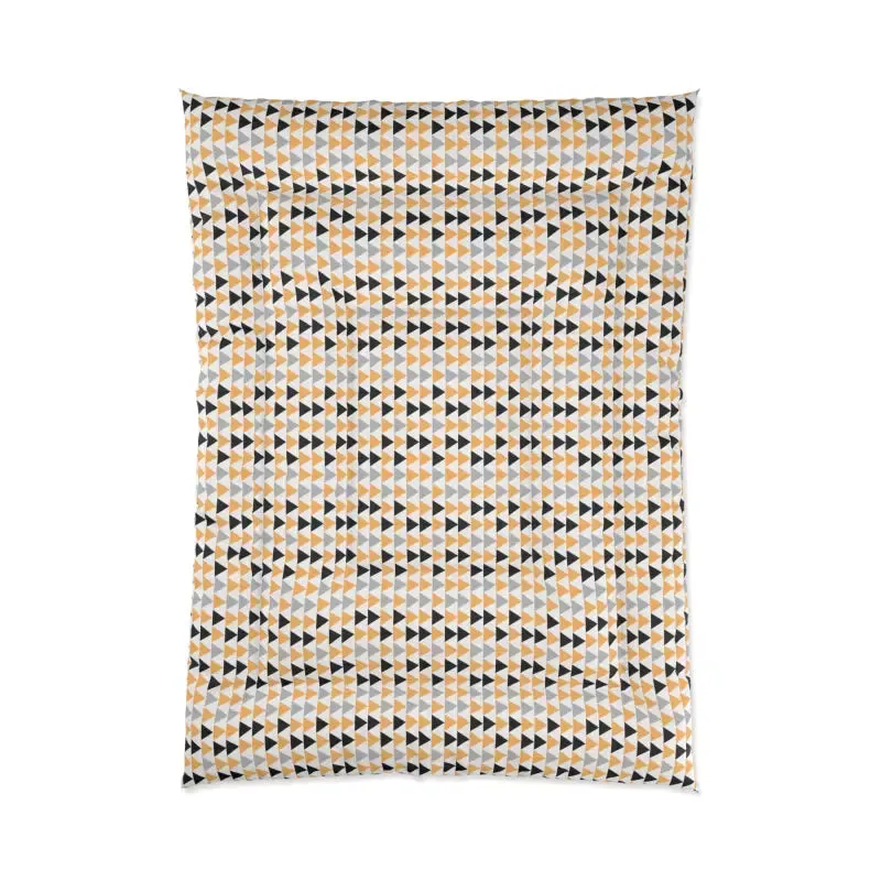 Snug Comforter with Black Triangles and Trendy Fashion