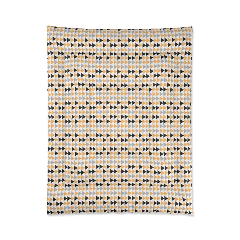 Snug Comforter with Black Triangles and Trendy Fashion