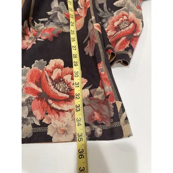 Solitaire Open Light Jacket /Cardigan size medium grey/floral long sleeves