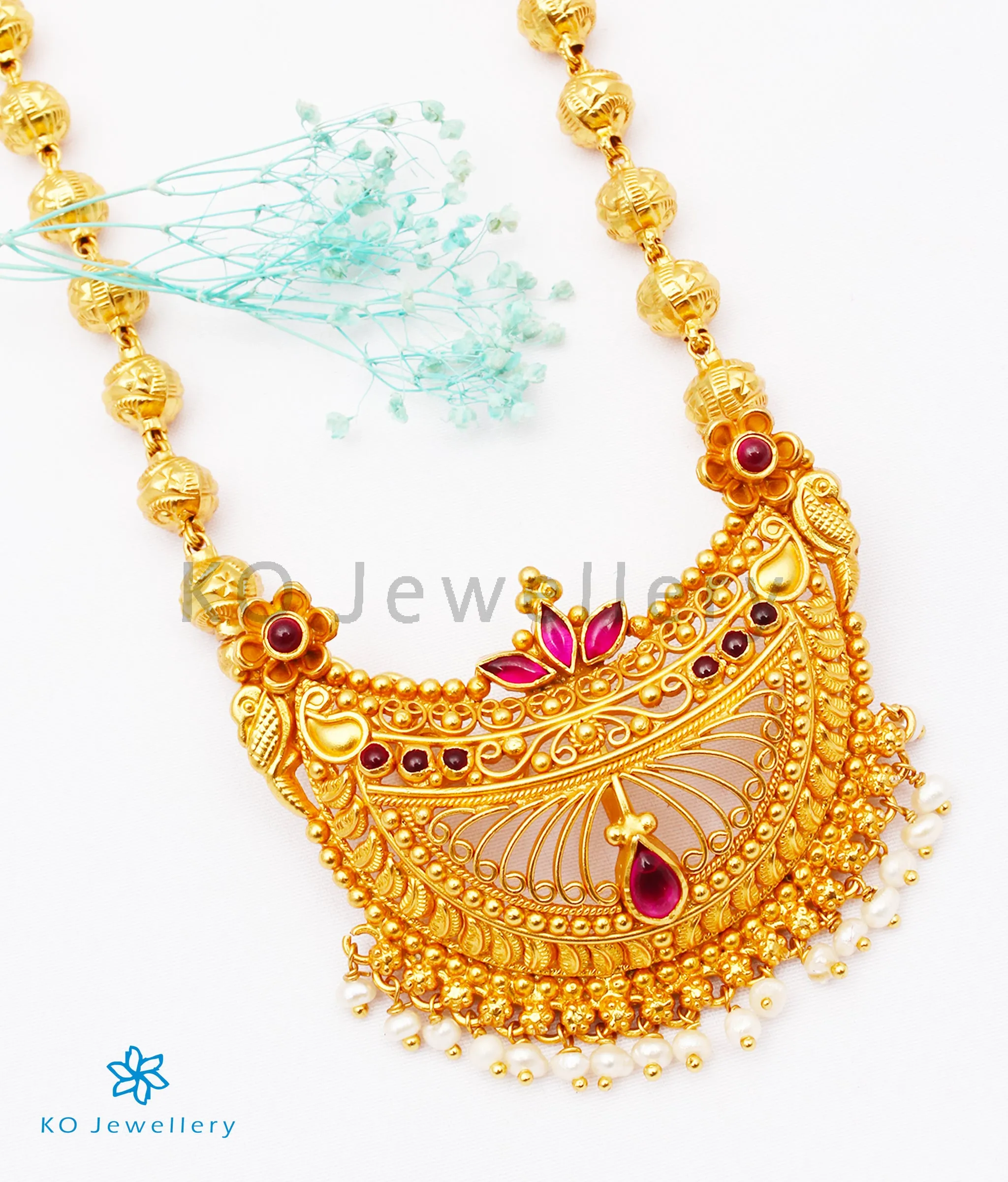 The Tvam Silver Necklace (Pearl)