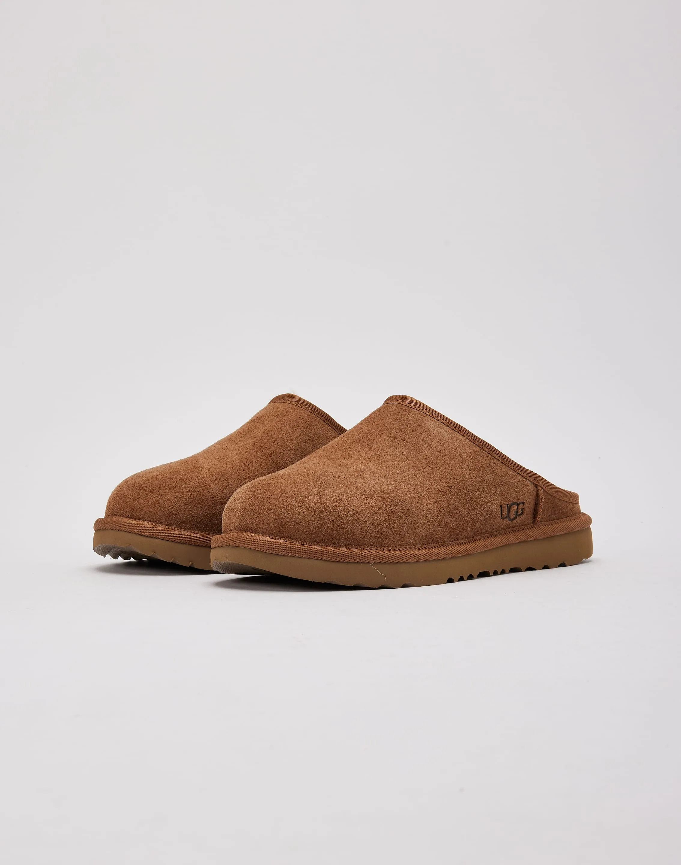 UGG Classic Slip-On Grade-School