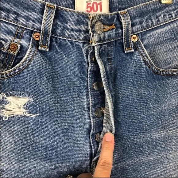 Vintage Levi’s 501 Cut-off Shorts Button Fly S-M