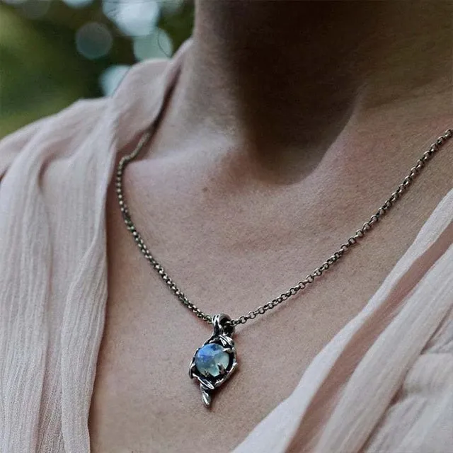 Vintage Style Silver Moonstones Floral Necklaces