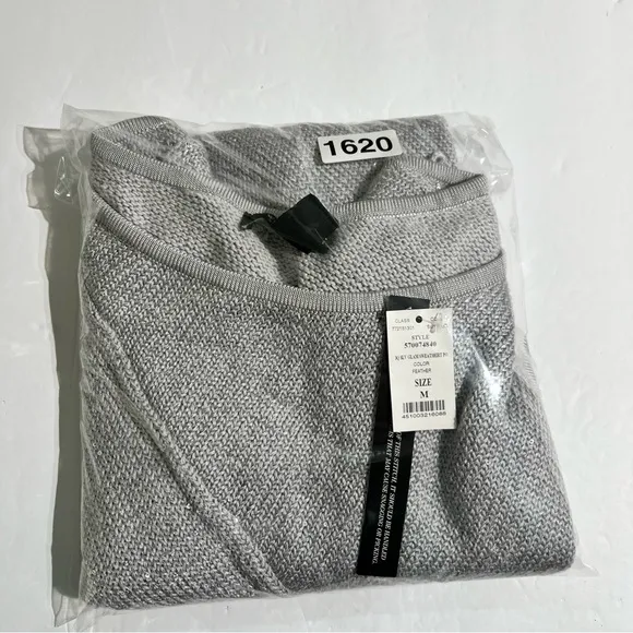 White House Black Market Silver Glam Dolman Sleeve Knit Sweater – Size M